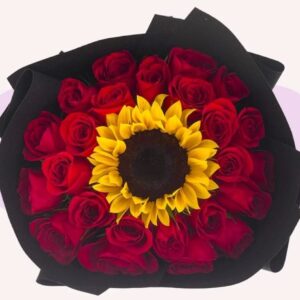 Ramo de 35 rosas Rojas y 1 girasol