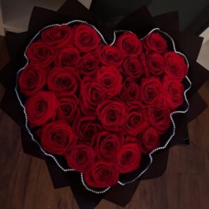 Ramo de 40 rosas Naturales forma corazón