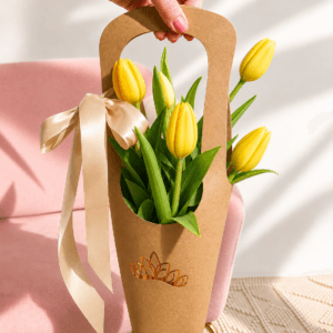 Canasta de 5 tulipanes